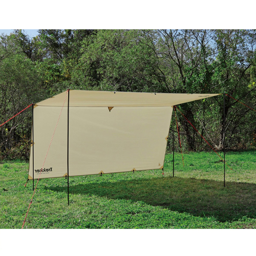 効果的な日除け・風除けに\n※別売りポール高さ160cm2本を使用