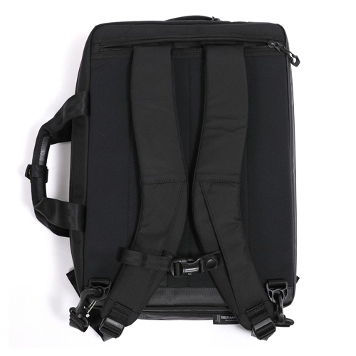 リュックベルトにはチェストベルト（チェストハーネス）も付属