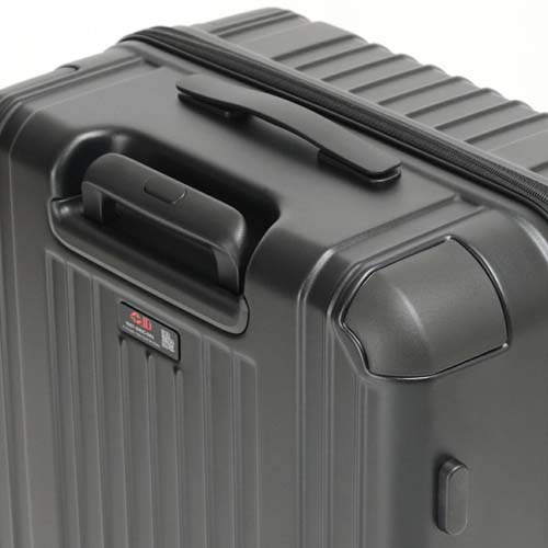 フラットで扱いやすい、スマートなデザインのトップハンドル