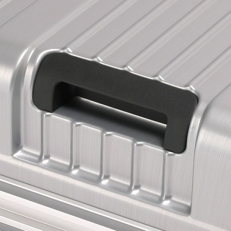 荷物棚への上げ下ろしなどに便利なアンダーハンドル（補助ハンドル）付き。