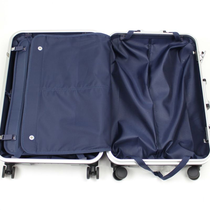 両面仕切り＆荷崩れ防止のクロスベルト（長さ調節可能です）