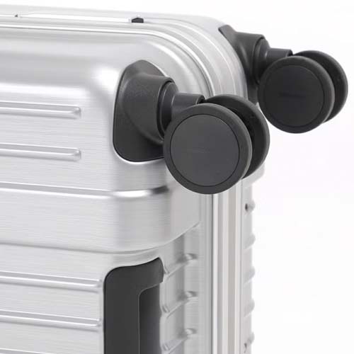 新素材「Lisof」を使用したストッパー付きの60mm静音キャスターを採用。