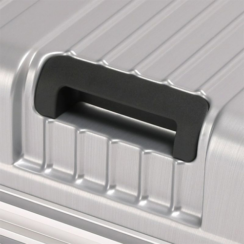 ※画像は色違いです。\n荷物棚への上げ下ろしなどに便利なアンダーハンドル（補助ハンドル）付き