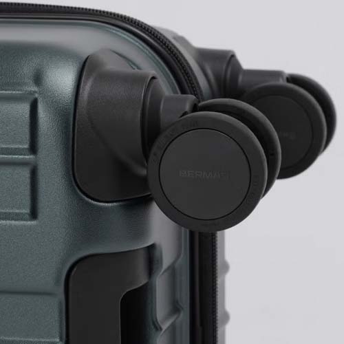 新素材「Lisof」を使用したストッパー付きの50mm静音キャスターを採用\n※本商品はシルバーです。