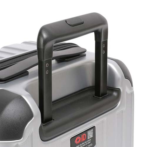 伸縮ハンドルは3段階調節、スライドスイッチで簡単にロック、アンロック可能。