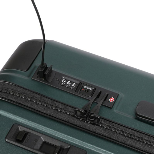 ※画像は色違いです。\n使用頻度の高いUSBポート(Type-A 1口・Type-C 1口付き)とTSロックを一つに集約しました。