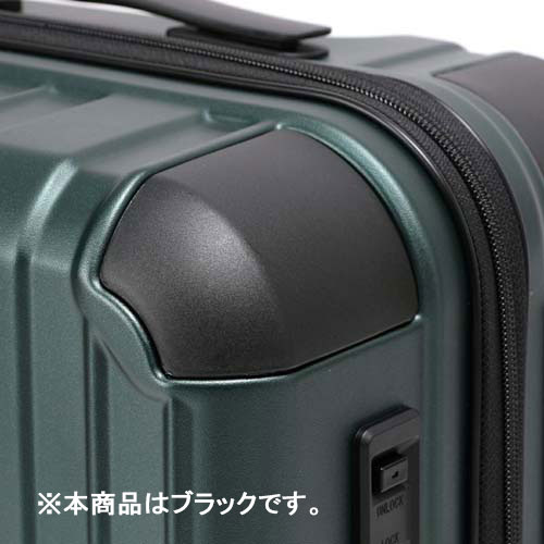 最も衝撃のかかるコーナー部分にはコーナーパッド＋強度を高めるＣ面デザインを採用。