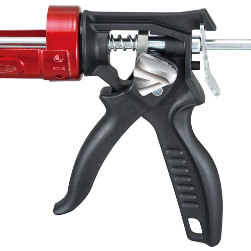 トリガー・グリップは軽量・高強度エンジニアリング・プラスチック使用