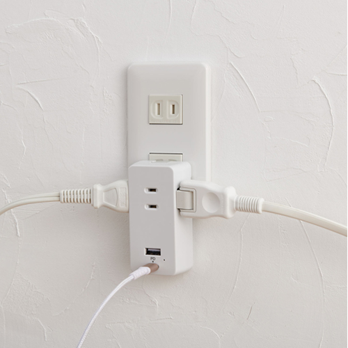 過電流等の異常発生時は保護回路が作動し、接続機器を守ります。