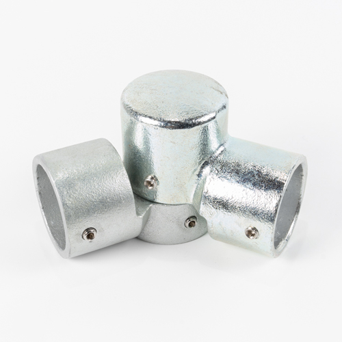 上下のパーツの表面が違って見えますが、どちらも溶融亜鉛メッキ仕上げです。\n製造工場が異なり工場設備や製造過程などの違いから見た目が違います。