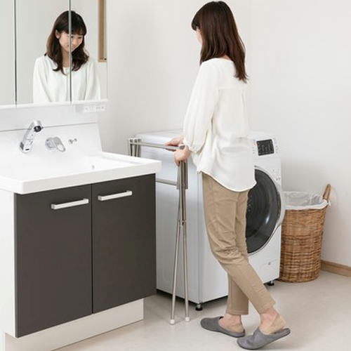 折りたたんでコンパクトに収納できます