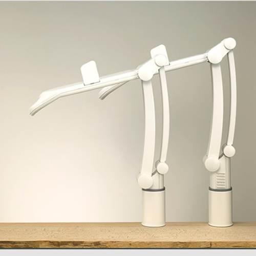 アームは50㎜高さを調節できます。