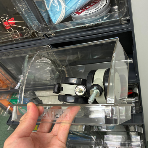 引き出し部分は取り外しが簡単です。