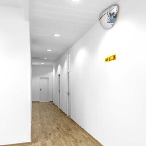 市販のコーナーミラーとの組み合わせでより効果的に