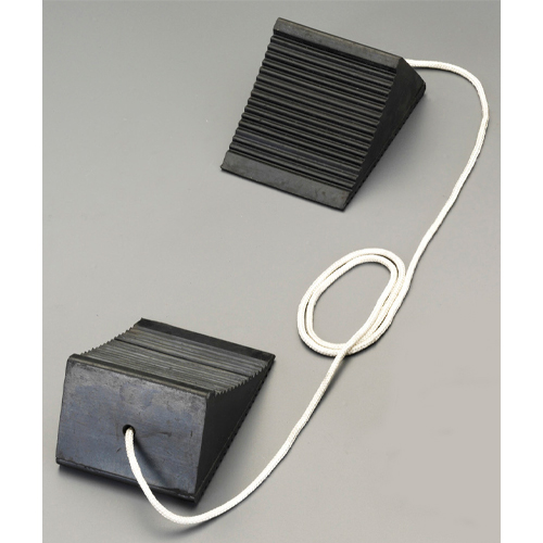 紐で2個を連結（取外し可能）