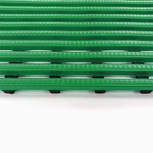 表面、裏面にはすべり加工済み