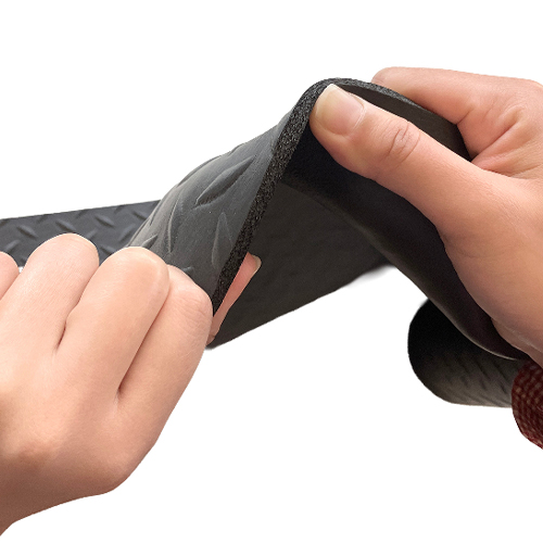 強くて丈夫で、ちぎれにくい素材