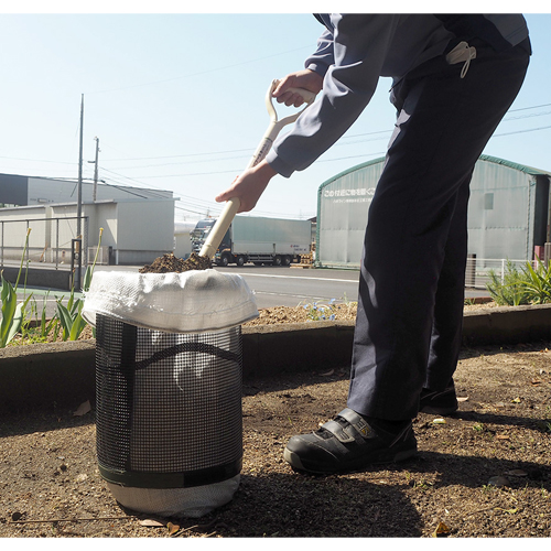 たつーるを使った充てん作業