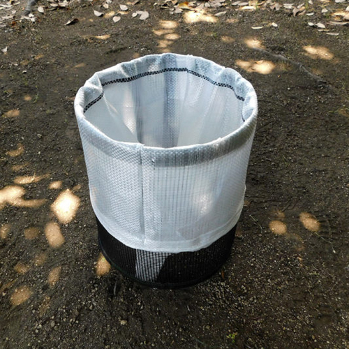 土のう袋をセットします。